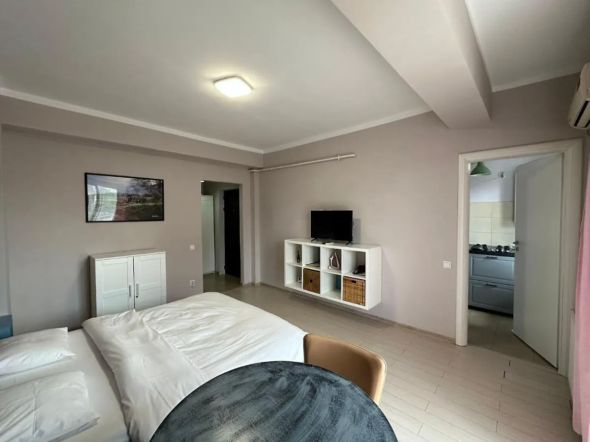 Central Studio Vitan Mall Bucureşti